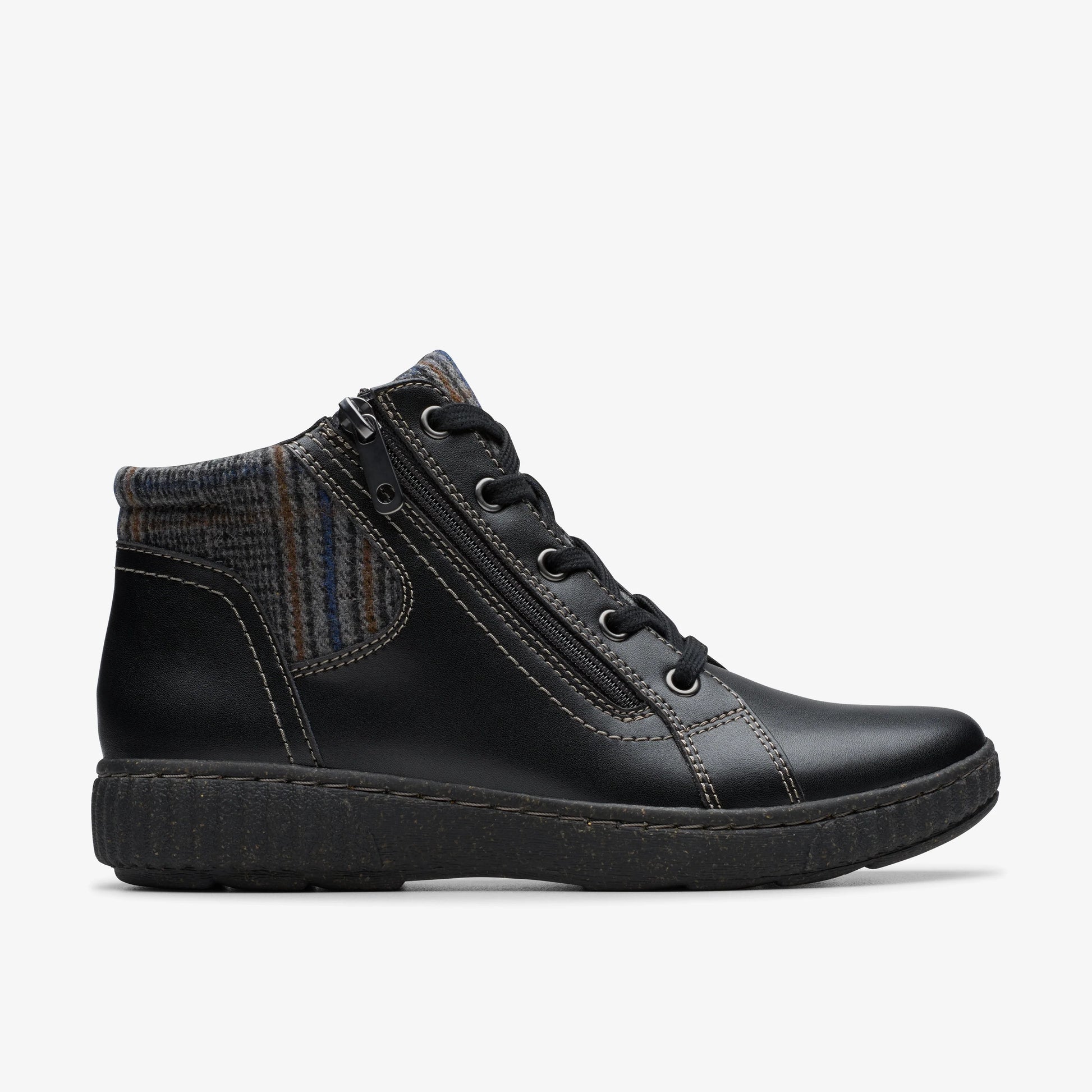Botas De La Marca Clarks  Para Mujer Modelo Caroline Spice Black Leather En Color Negro