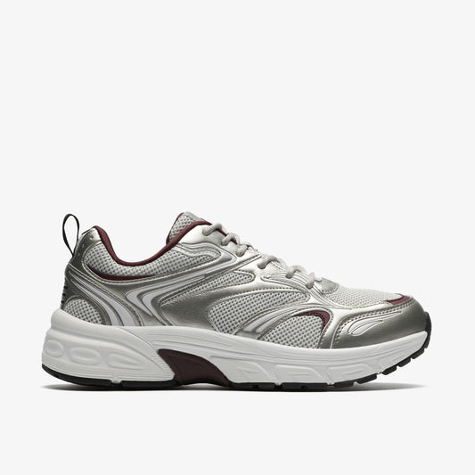 Sneakers De La Marca Clarks  Para Mujer Modelo Axcel Walk Silver Combi En Color Plata