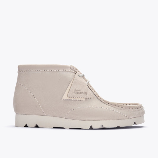 Botas De La Marca Clarks  Para Hombre Modelo Wallabeebt Paf Beige Suede En Color Beige