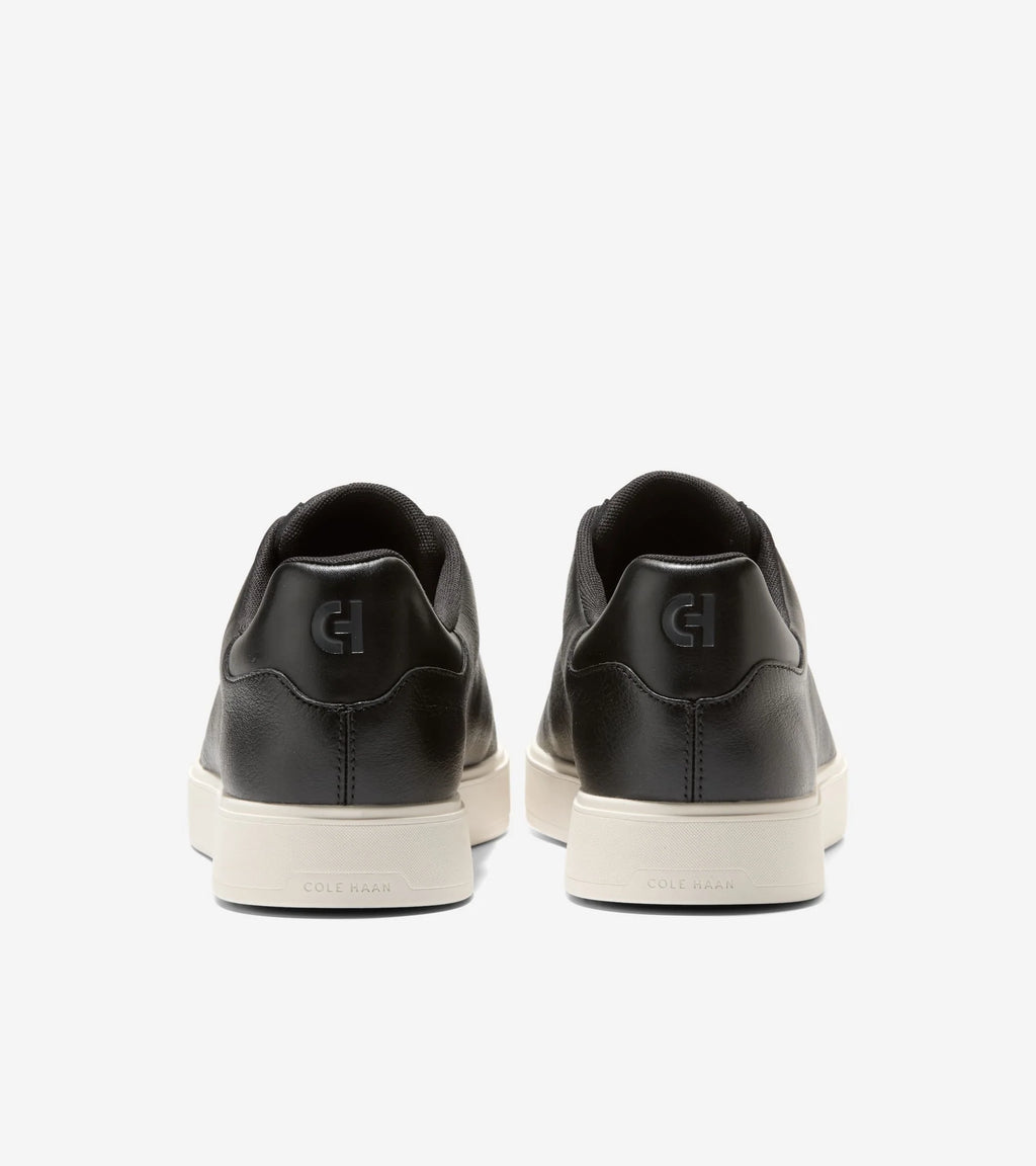 COLE HAAN Grandpro LUXE Slip-on Sneakers Black: أسود سنيكرز للرجال