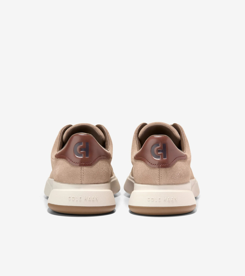 COLE HAAN Grandpro Tennis 2.0 CH Irish Coffee Suede: ベージュ スニーカー メンズ
