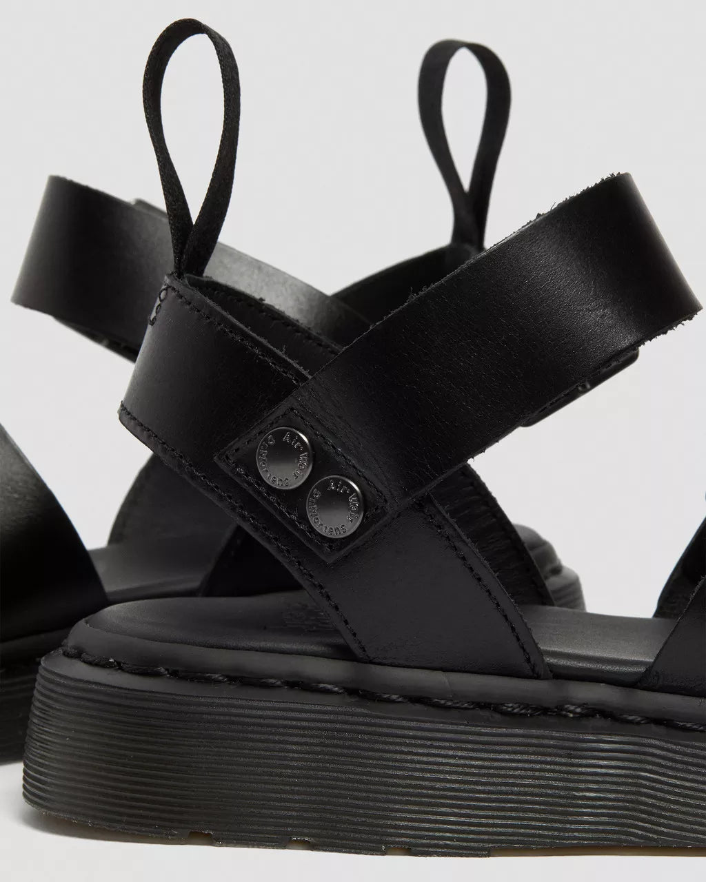 DR. MARTENS Gryphon Strap Sandal SRS Black Brando: svart sandaler för dam