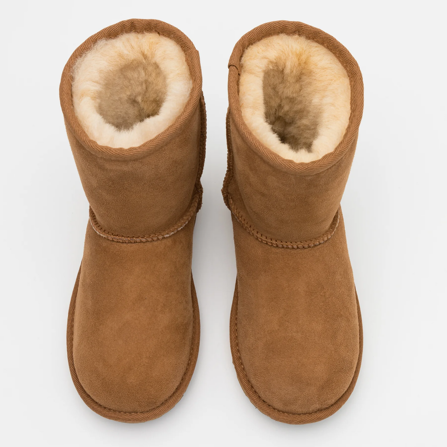 UGG | WOMEN'S BOOTS | CLASSIC SHORT II CHESTNUT | BROWN