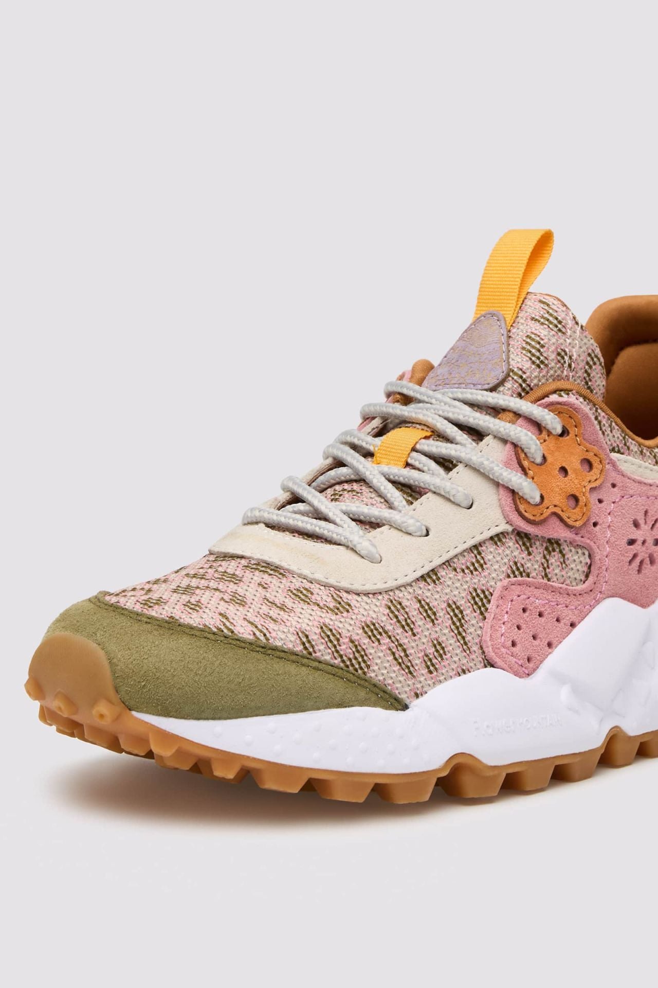 FLOWER MOUNTAIN | SNEAKERS | MUJER | KOTETSU WOMAN SUEDE/NYLON LEO PRINT GREEN-BEIGE-CIPRIA | MARRÓN