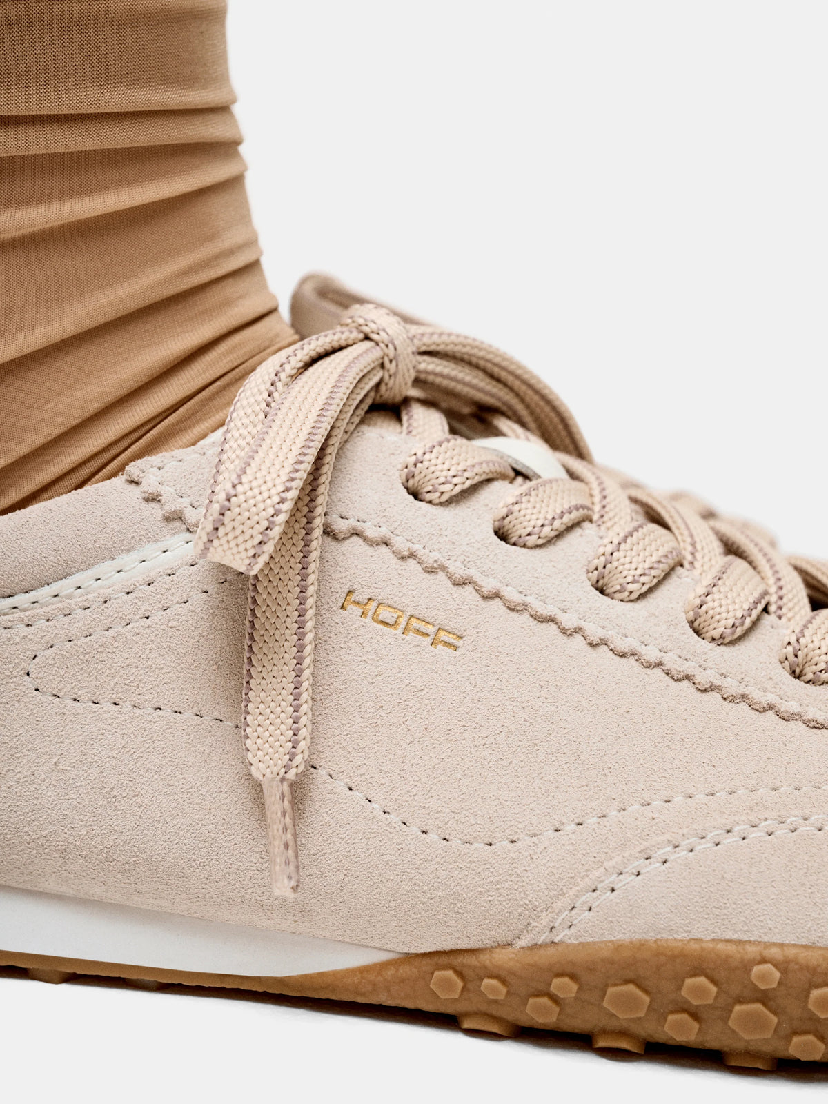 HOFF Bridge: beige sneakers voor dames