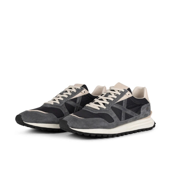 MUNICH | SNEAKERS | UNISEX | LEGGERA 04 NEGRO | NEGRO