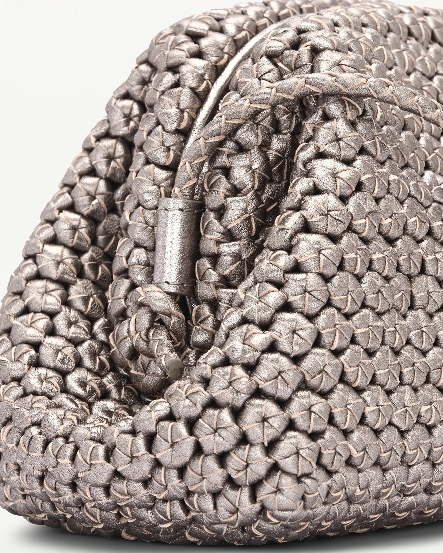 LOTTUSSE | BOLSOS | MUJER | BOLSO DE MANO NOODBAG PIEL DE CORDERO PLATA | PLATEADO