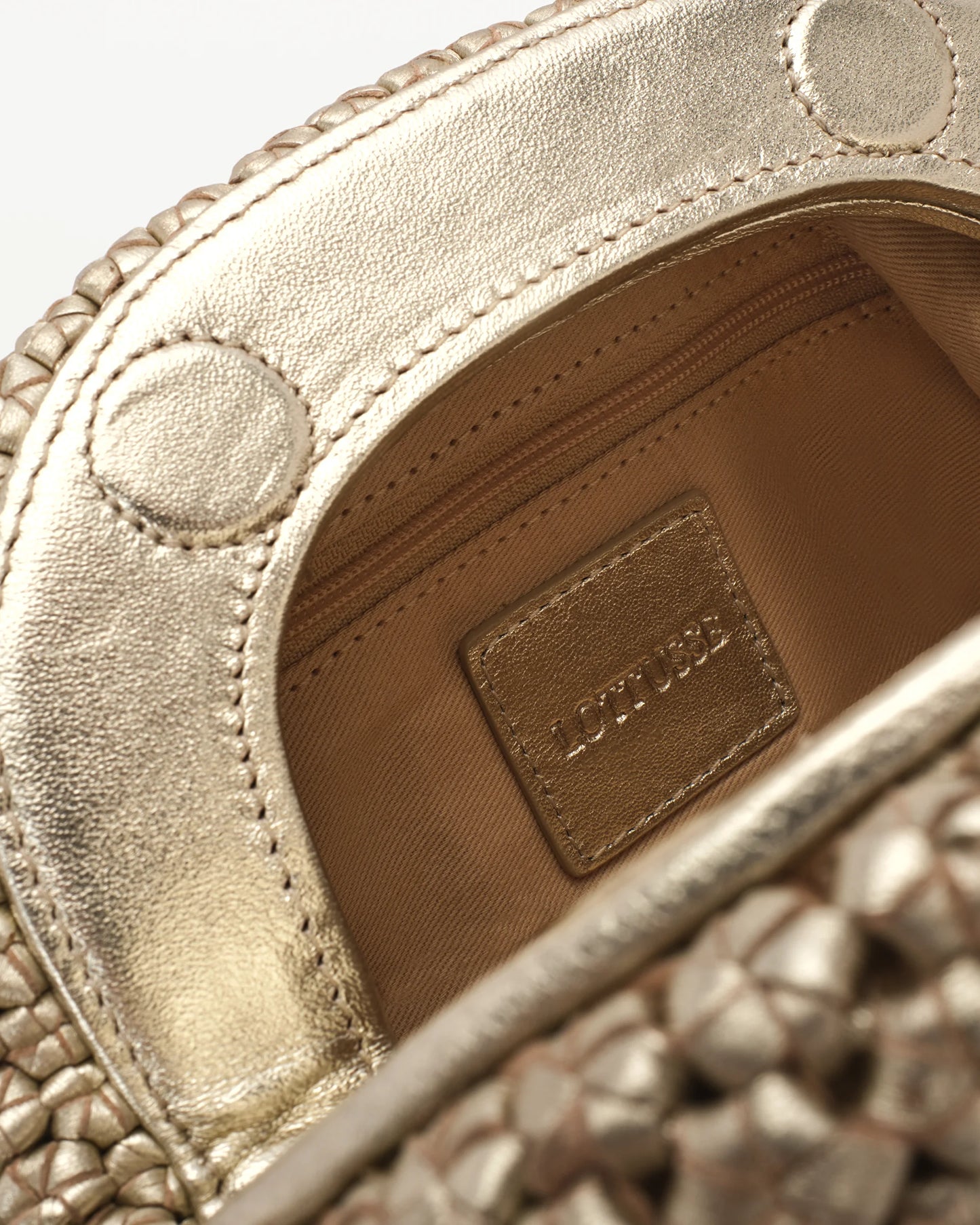 LOTTUSSE | BOLSOS | MUJER | BOLSO DE MANO NOODBAG PIEL DE CORDERO ORO | DORADO