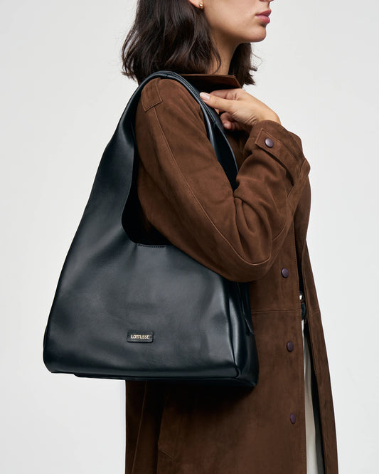 LOTTUSSE | BOLSOS | MUJER | BOLSO DE HOMBRO AUDREY CORDERO NEGRO | NEGRO