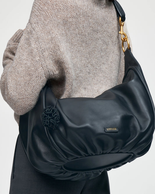 LOTTUSSE | BOLSOS | MUJER | BOLSO HOBO JOY CORDERO NEGRO | NEGRO