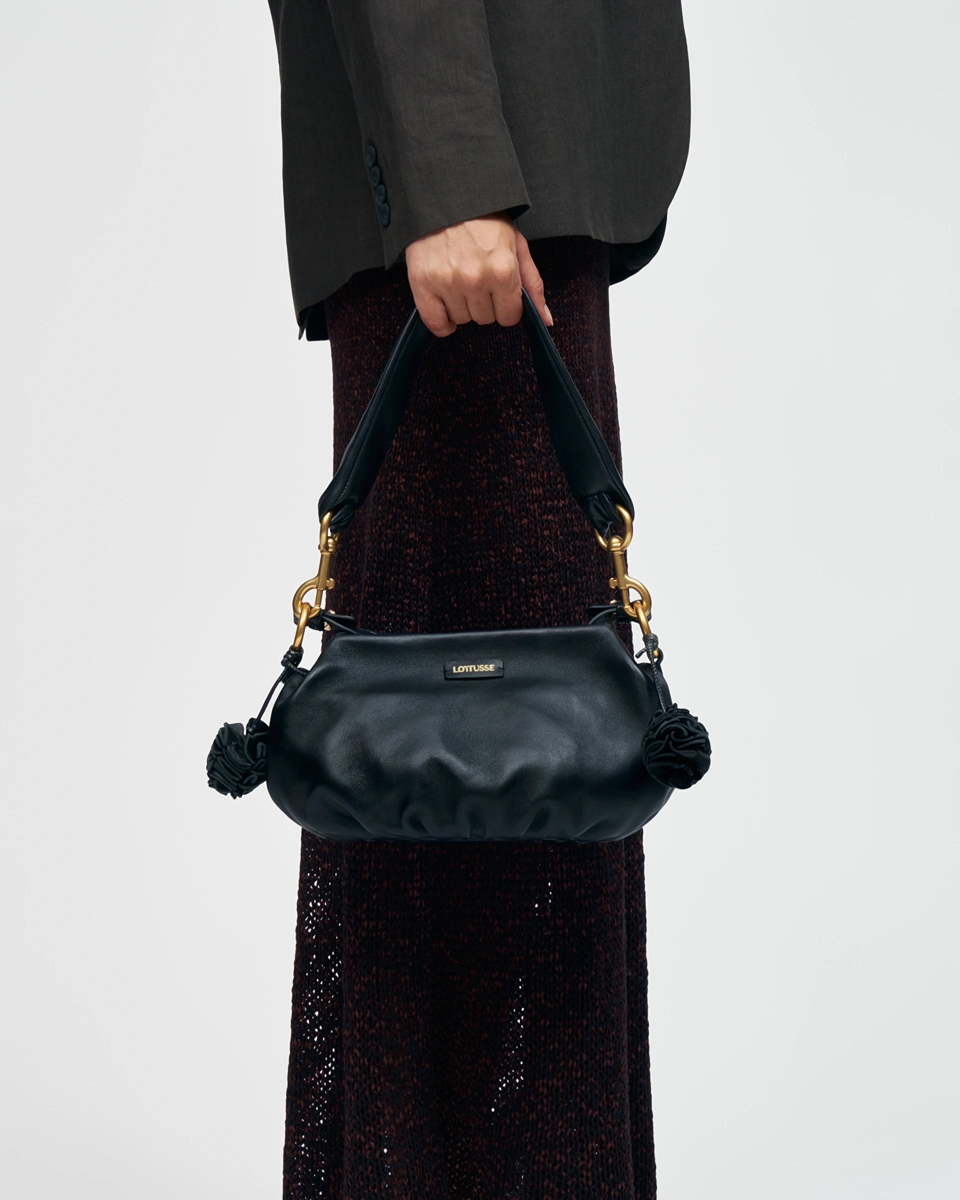 LOTTUSSE | BOLSOS | MUJER | BOLSO BOMBONERA JOY CORDERO NEGRO | NEGRO