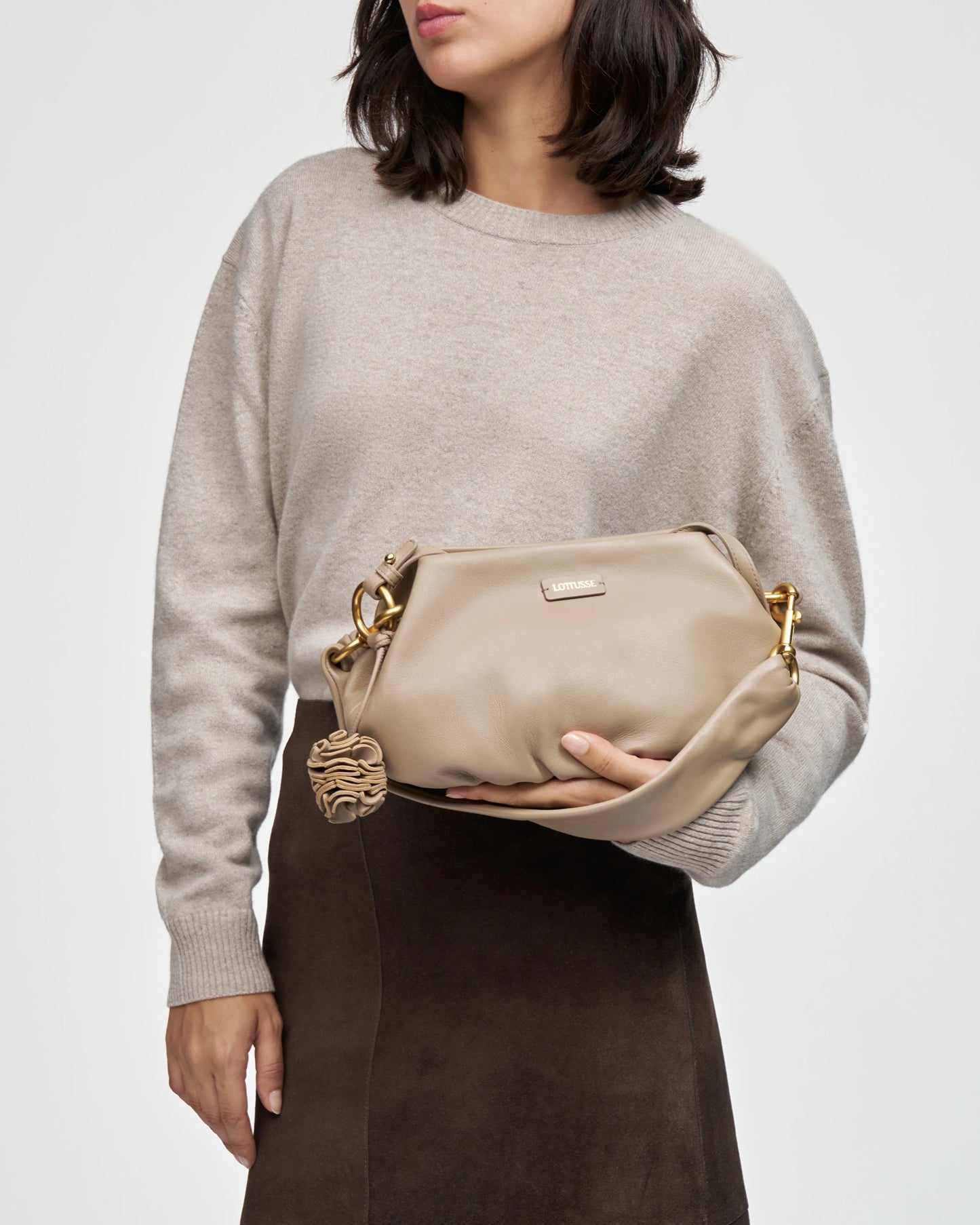 LOTTUSSE | BOLSOS | MUJER | BOLSO BOMBONERA JOY CORDERO BEIGE | BEIGE