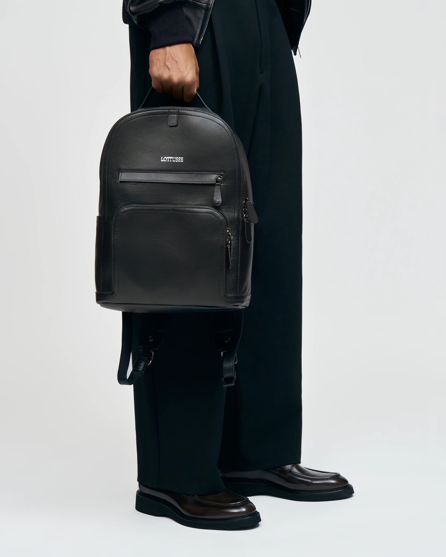 LOTTUSSE | BOLSOS | HOMBRE | MOCHILA BORNE PIEL DE VACUNO NEGRO | NEGRO