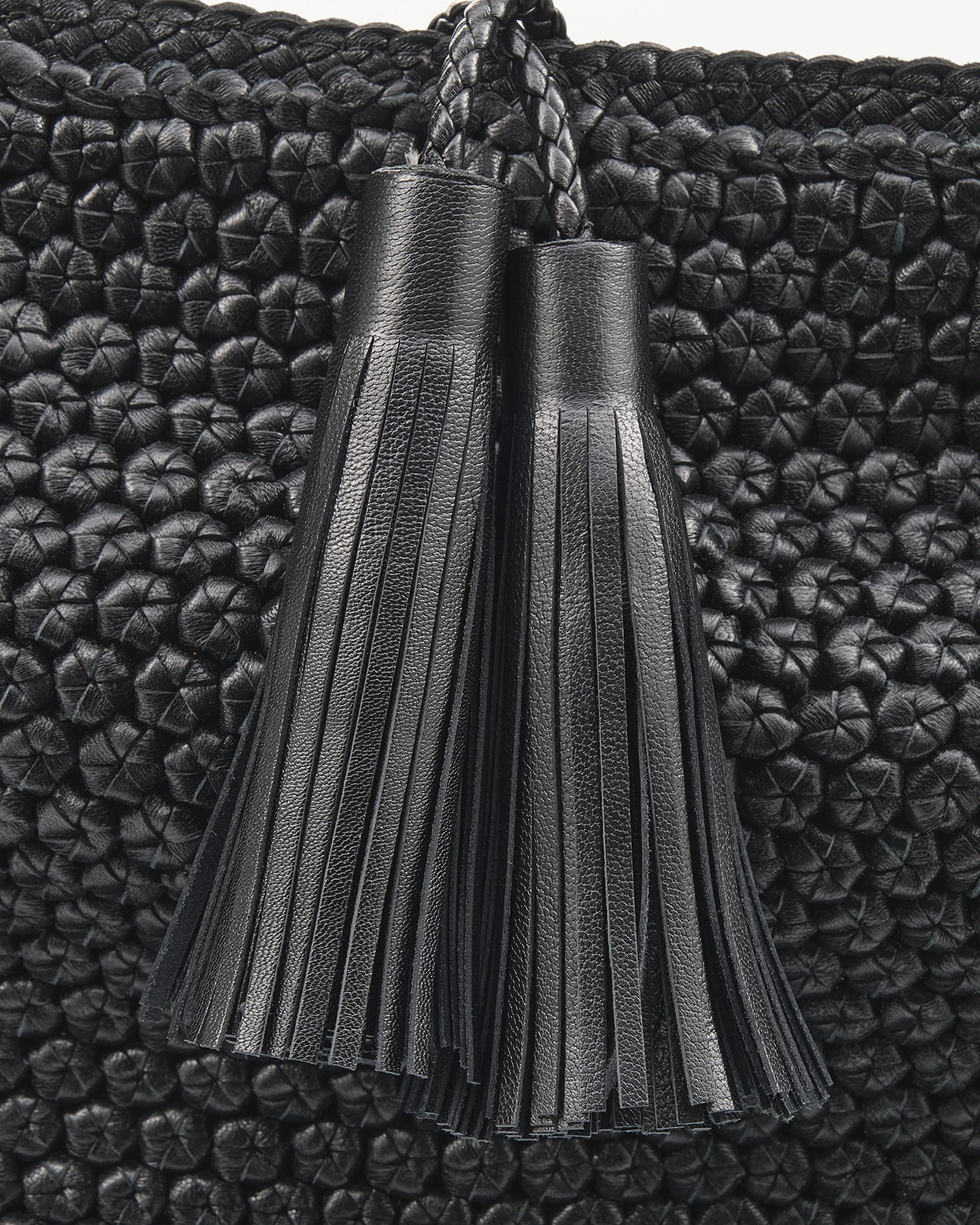 LOTTUSSE | BOLSOS | MUJER | HOBO NEGRO DE CORDERO MERINO SOFT NEGRO | NEGRO