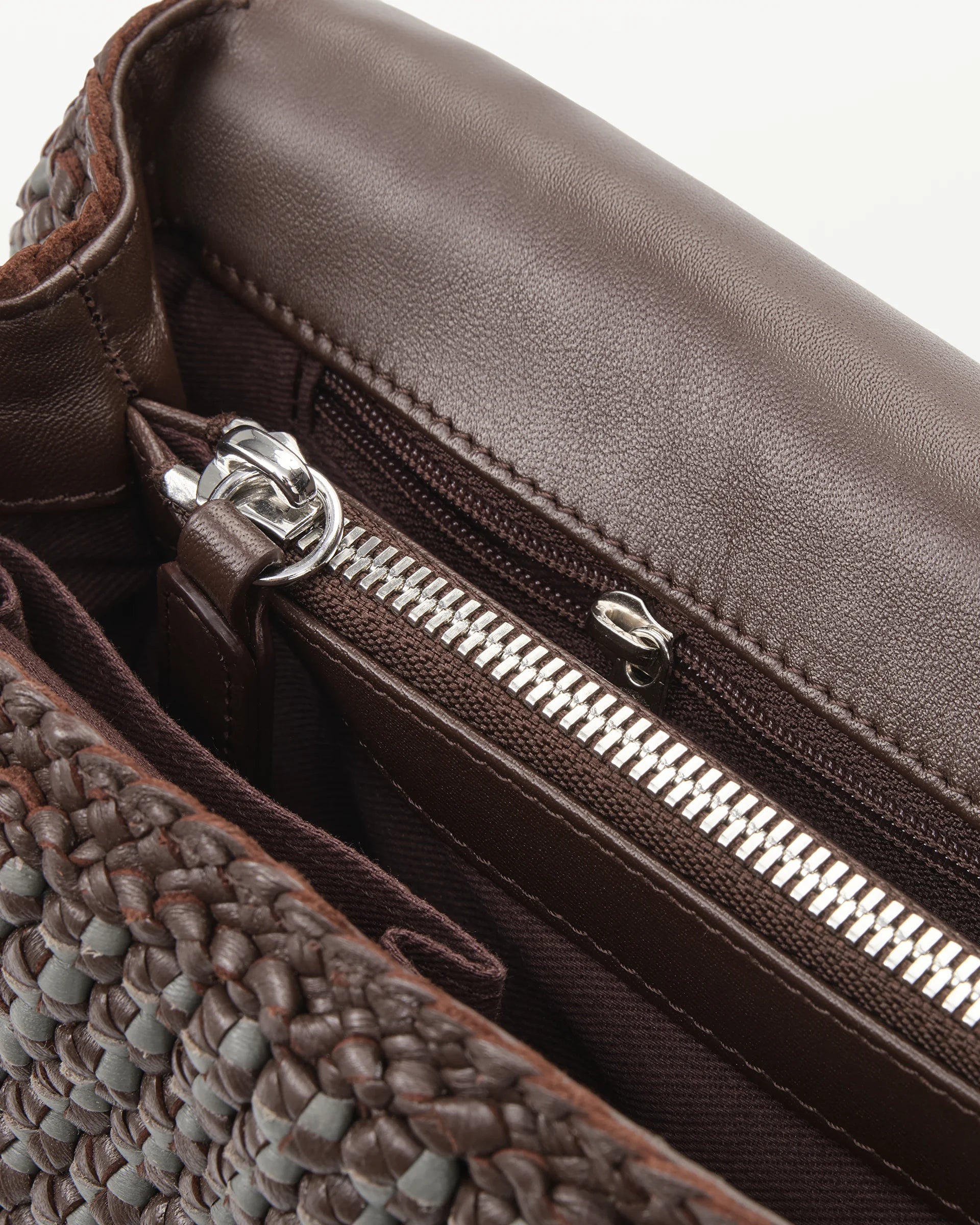 LOTTUSSE | BOLSOS | MUJER | BOLSO DE MANO NOODBAG CORDERO MARRÓN | MARRÓN