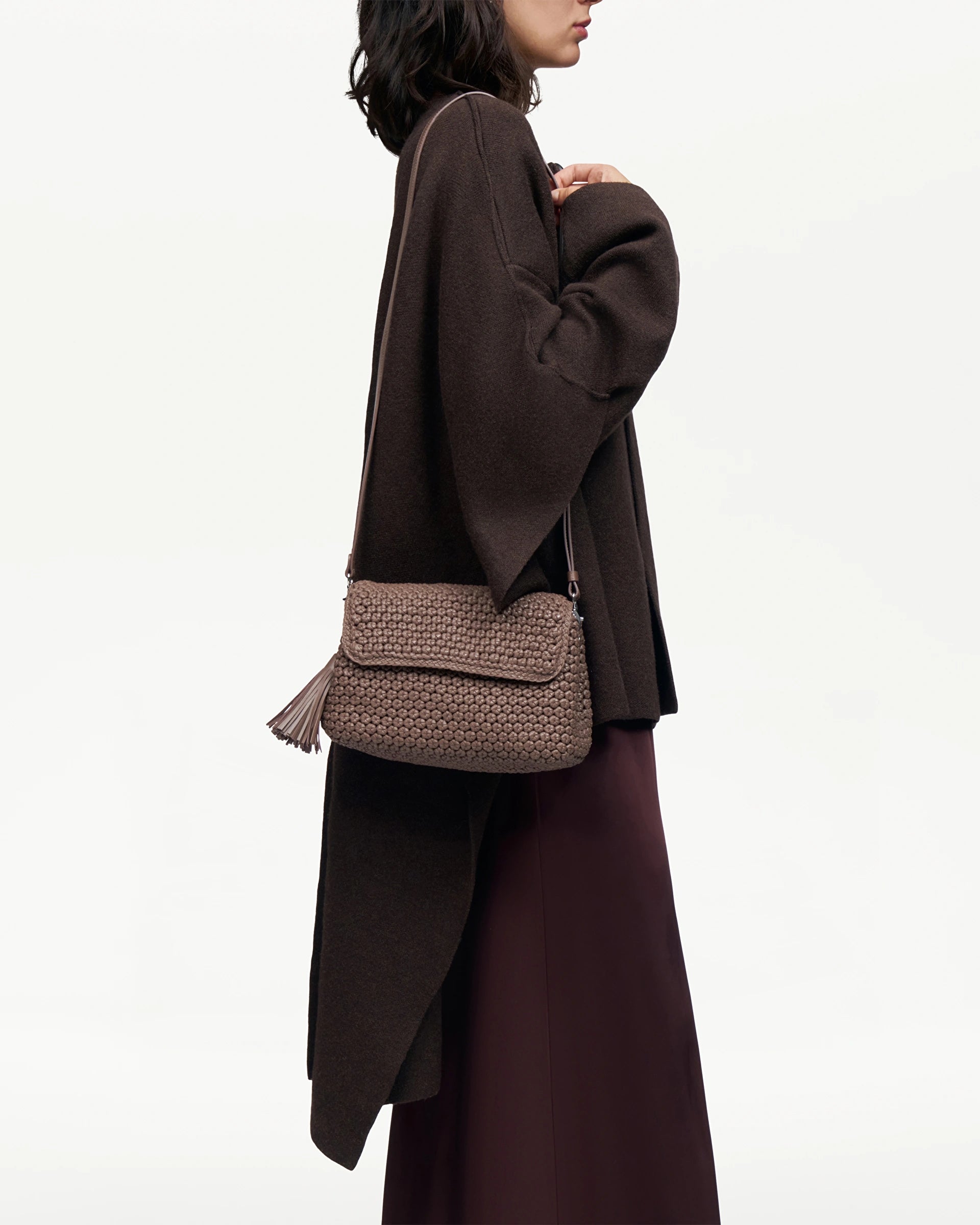 LOTTUSSE | BOLSOS | MUJER | BOLSO DE MANO NOODBAG CORDERO TOPO | MARRÓN