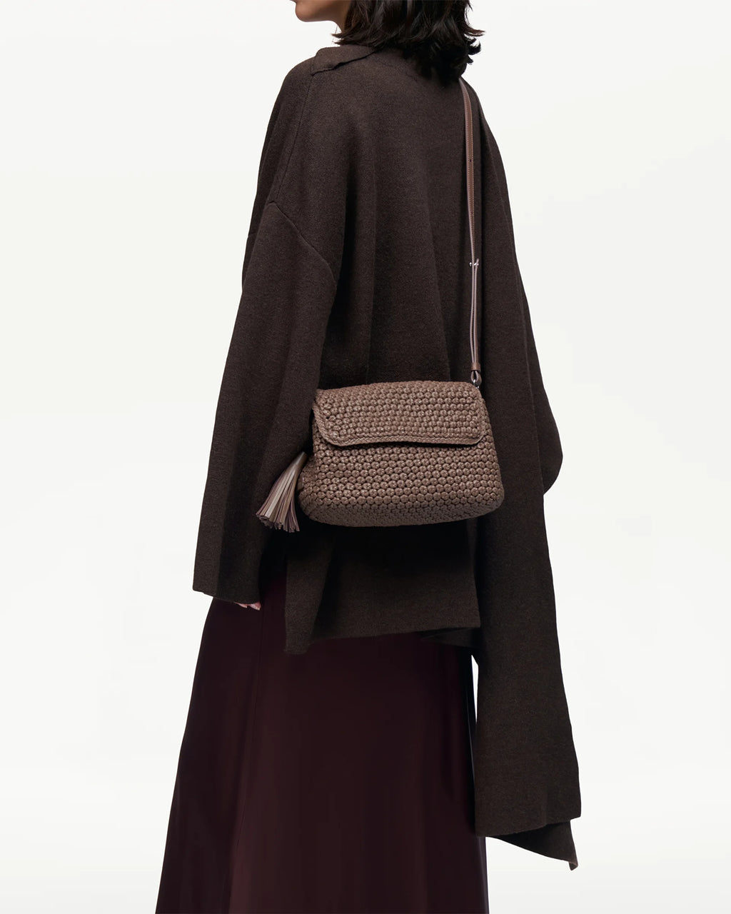 LOTTUSSE | BOLSOS | MUJER | BOLSO DE MANO NOODBAG CORDERO TOPO | MARRÓN