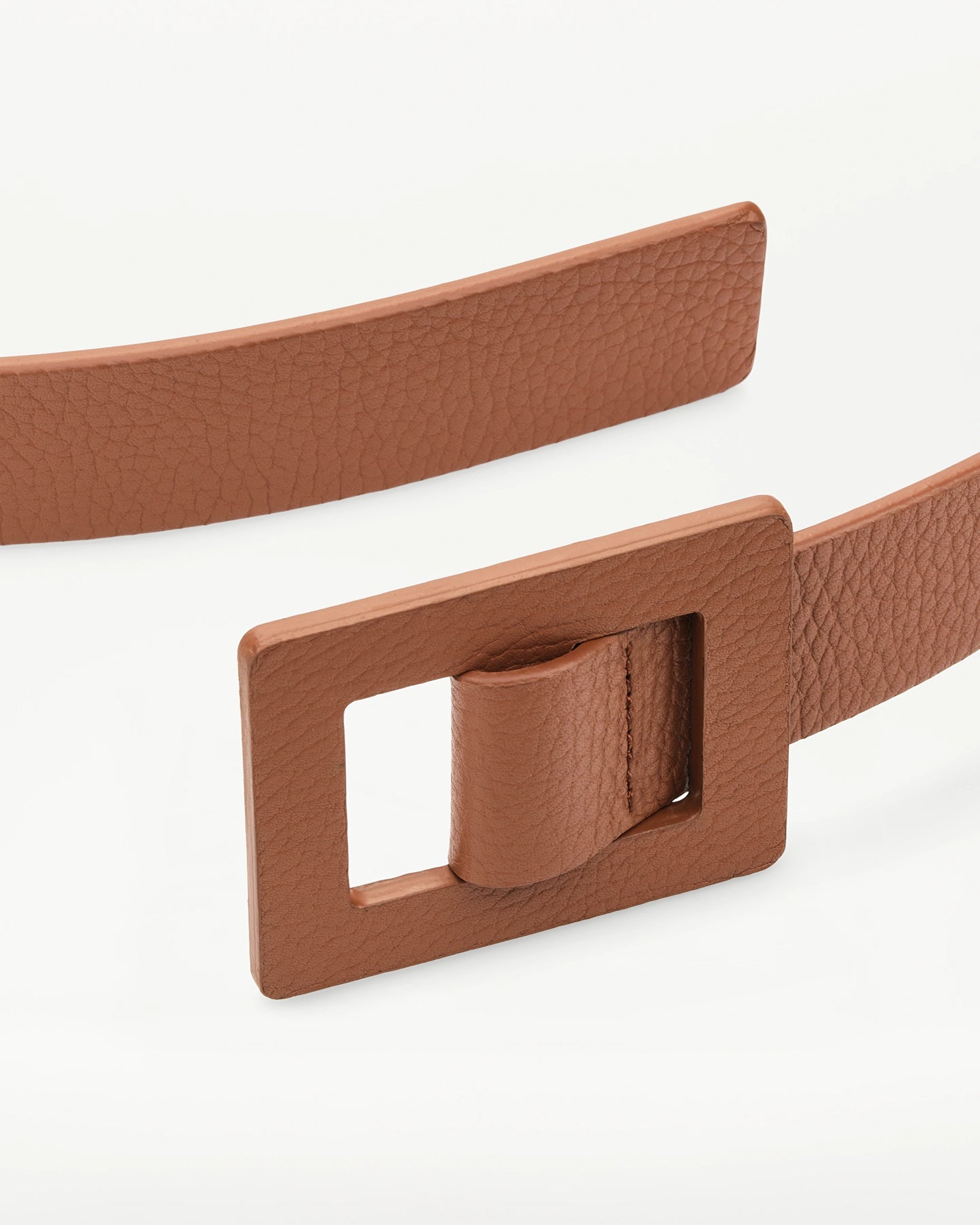 LOTTUSSE | CINTURONES | MUJER | CINTURÓN HEBILLA CUADRADA PIEL DE VACUNO MARRÓN | MARRÓN