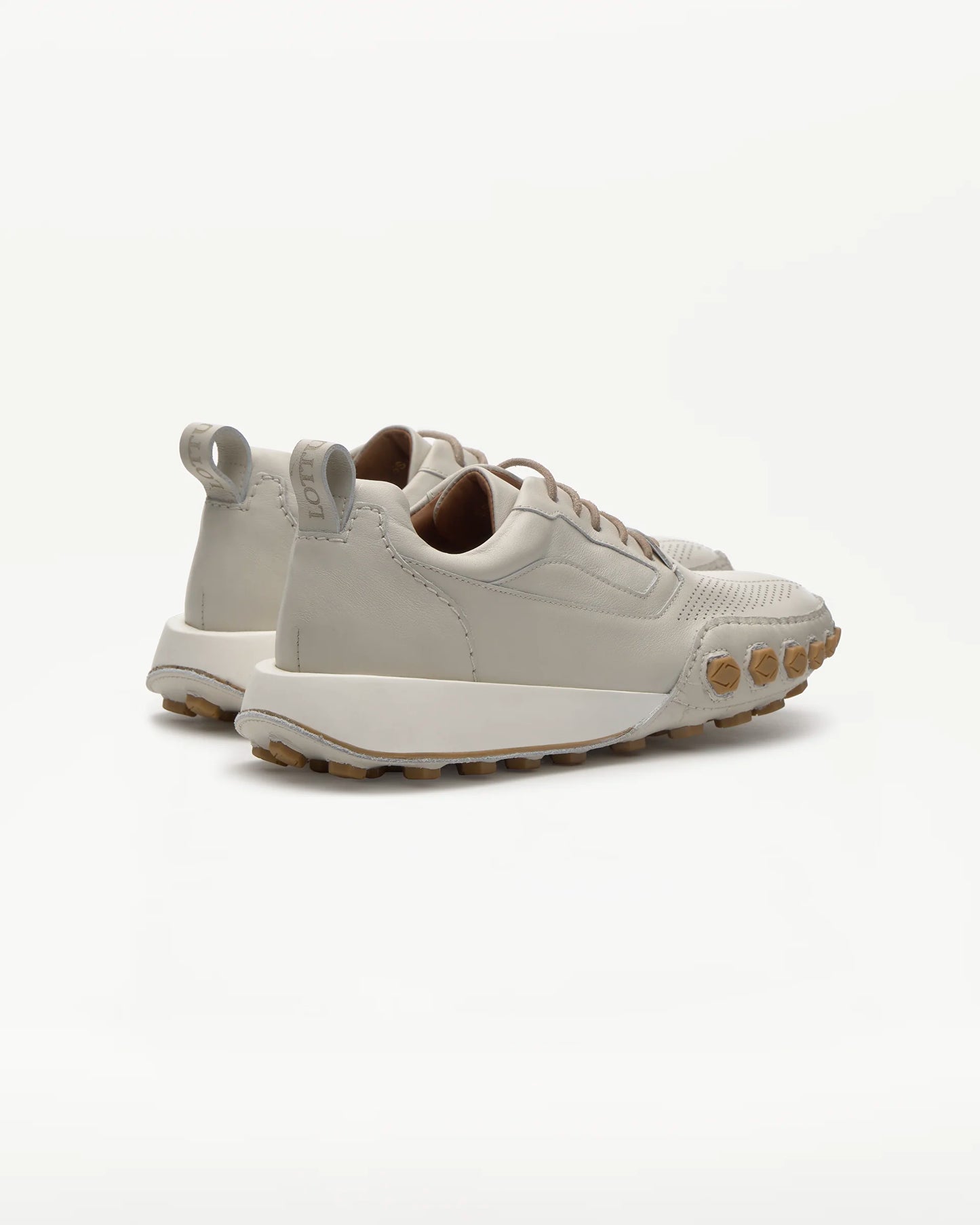 LOTTUSSE | SNEAKERS DE VESTIR | MUJER | SNEAKERS NAUTA VACUNO GRIS | BLANCO ROTO