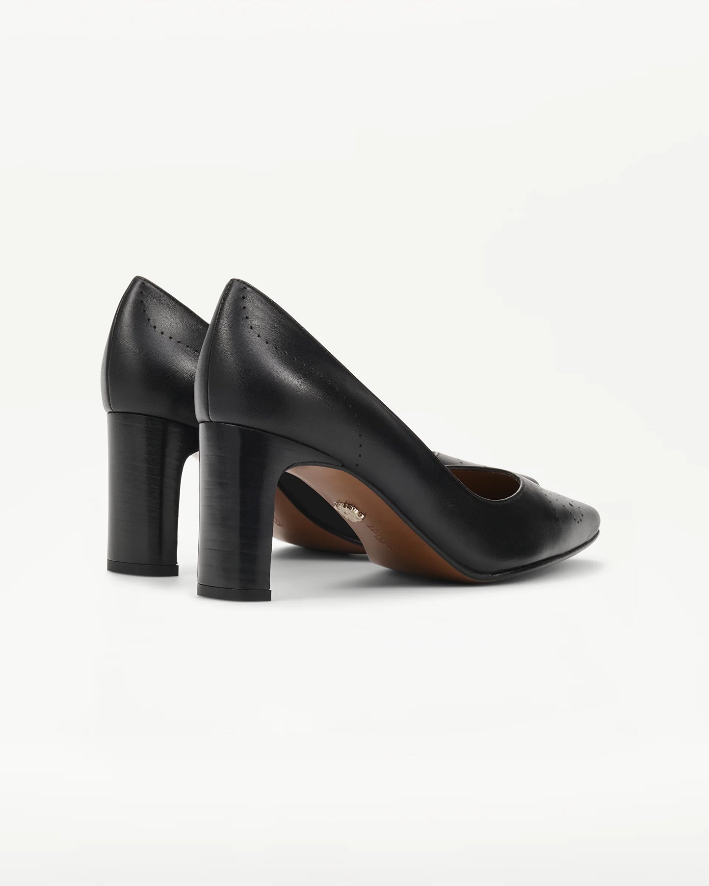 LOTTUSSE | ZAPATOS DE VESTIR | MUJER | SALONES SMITHSON VACUNO NEGRO | NEGRO