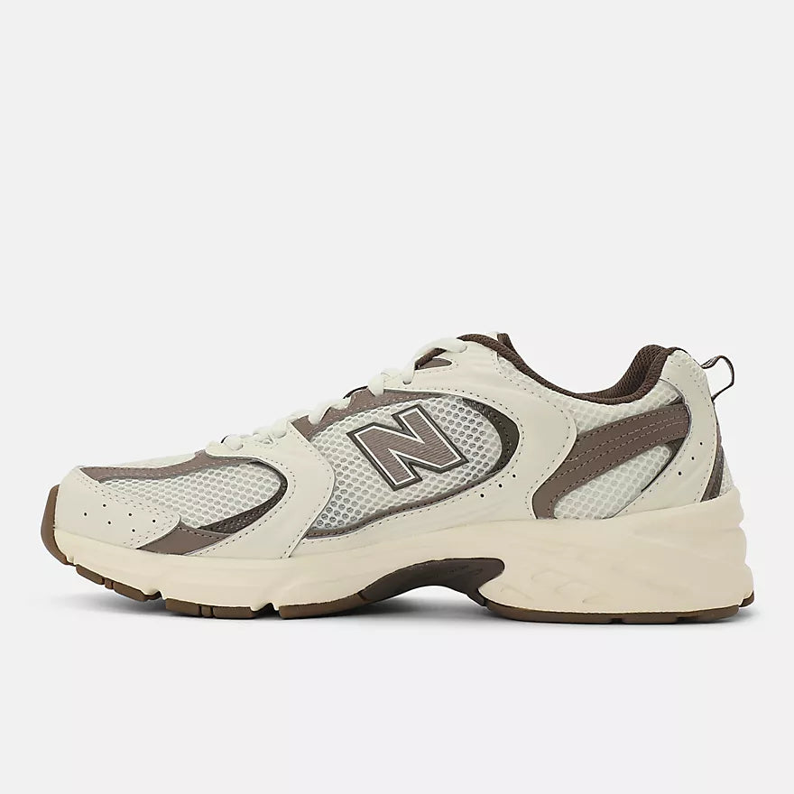 NEW BALANCE | SNEAKERS | MUJER | MR530ASM ANGORA | MARRÓN