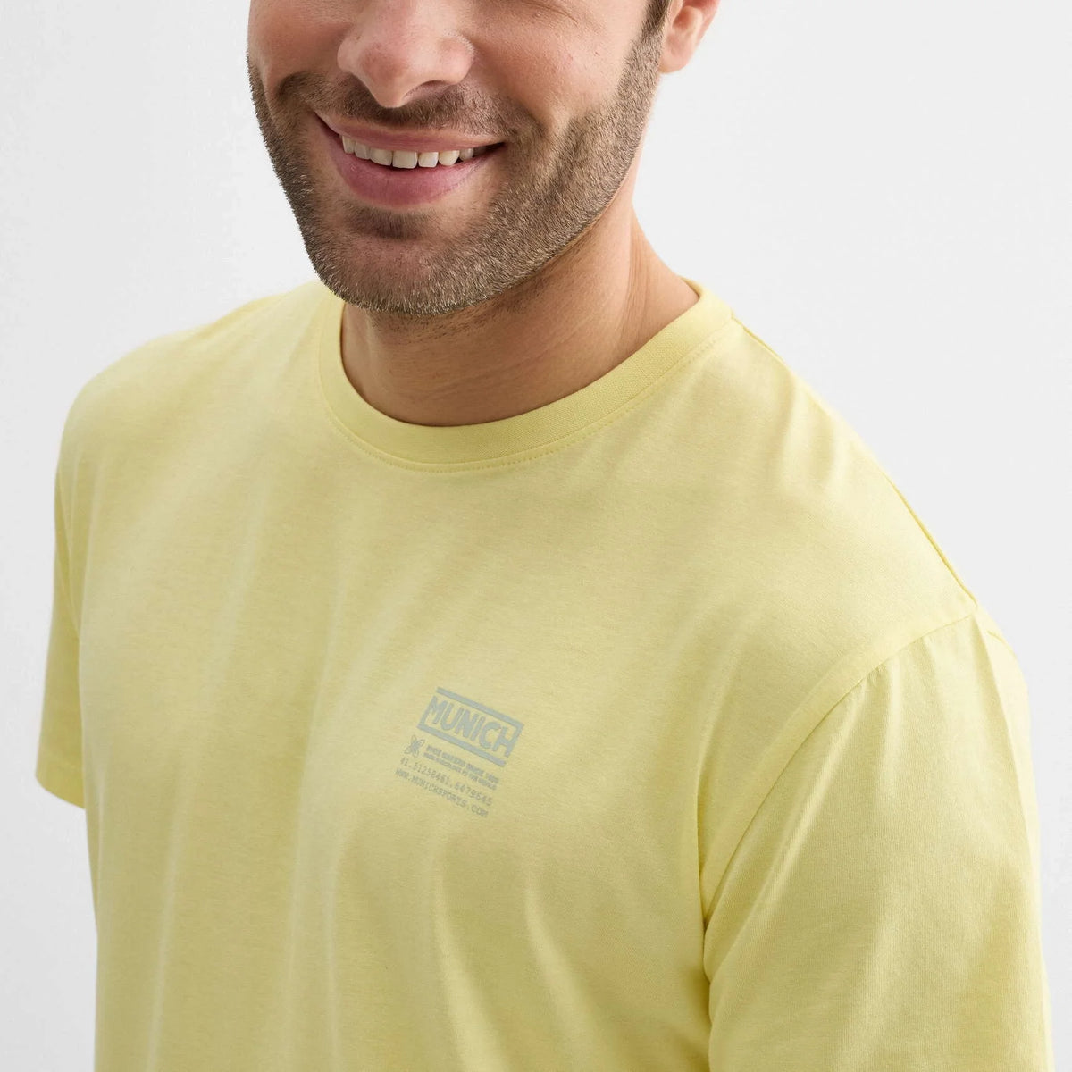 MUNICH Regular T-shirt Heritage Lifestyle Yellow E, neutro obuwie unisex w Tascón