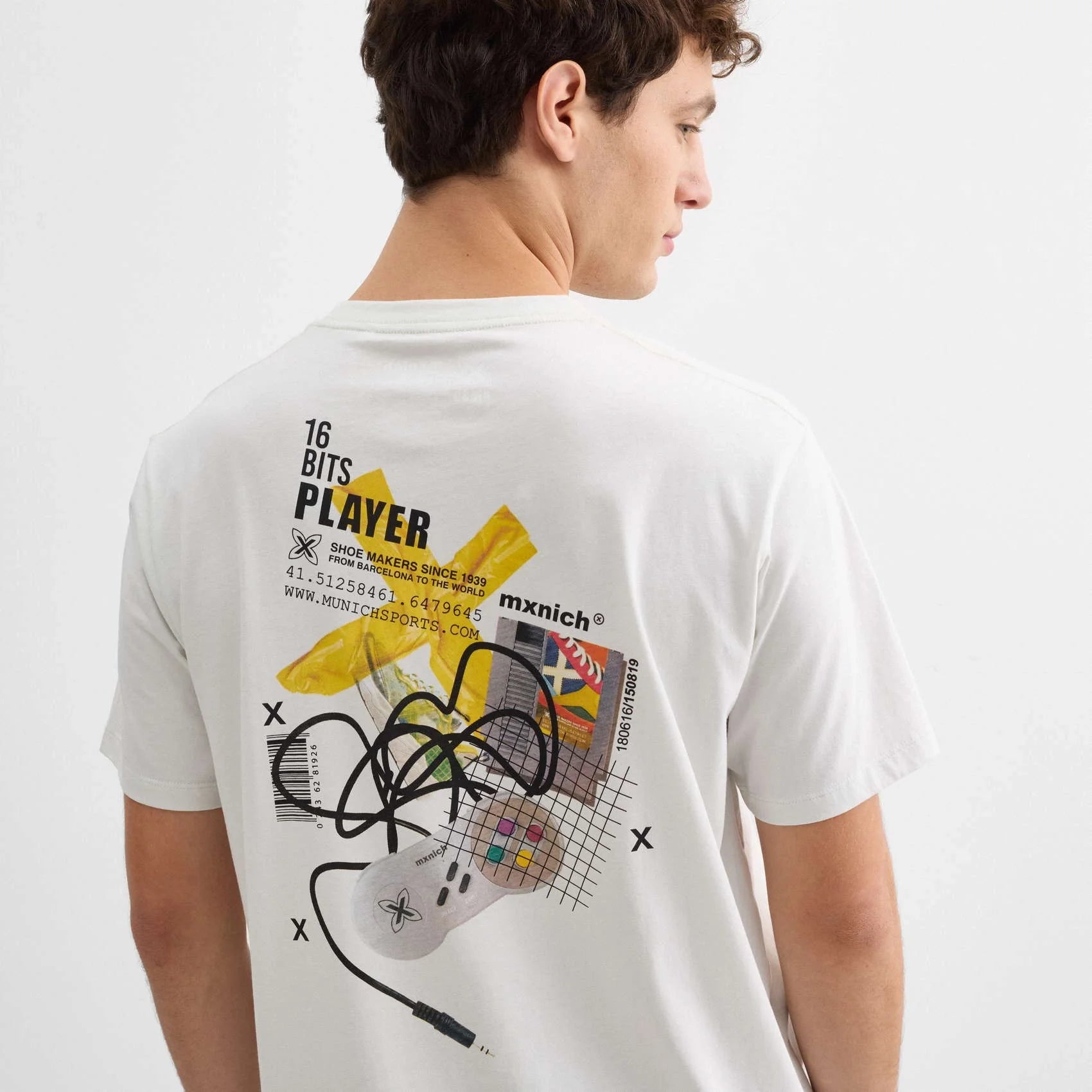 Camisetas Unisex De La Marca Munich Modelo Oversize T-Shirt Gamer Streetwear Off White En Color Blanco