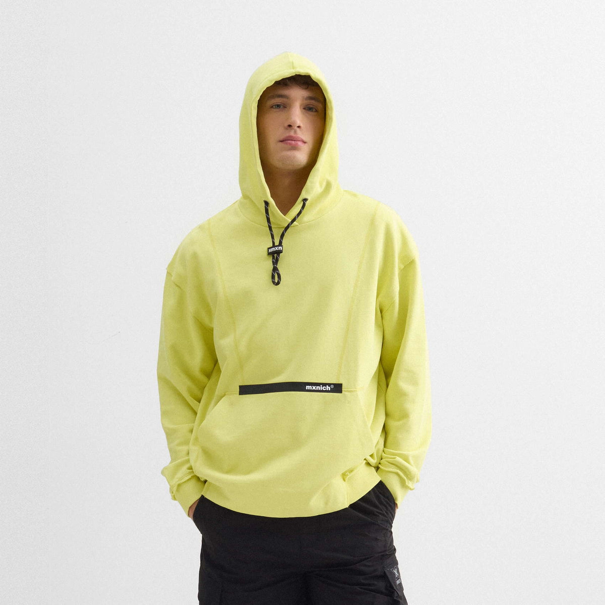 SUDADERA MUNICH UNISEX MODELO HOODIE GALAXY STREETWEAR LIME REFERENCIA 2507468