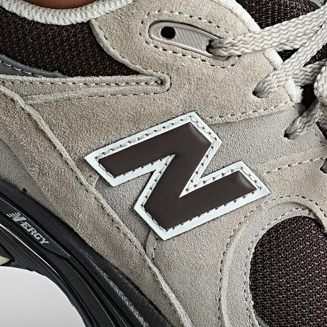 NEW BALANCE | SNEAKERS | HOMBRE | U2002RO ARID STONE | BEIGE