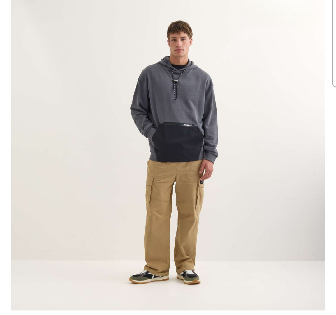 MUNICH | SWEATSHIRTS | HOMBRE | SPACE SKATEBOARD ANTHRACITE | GRIS