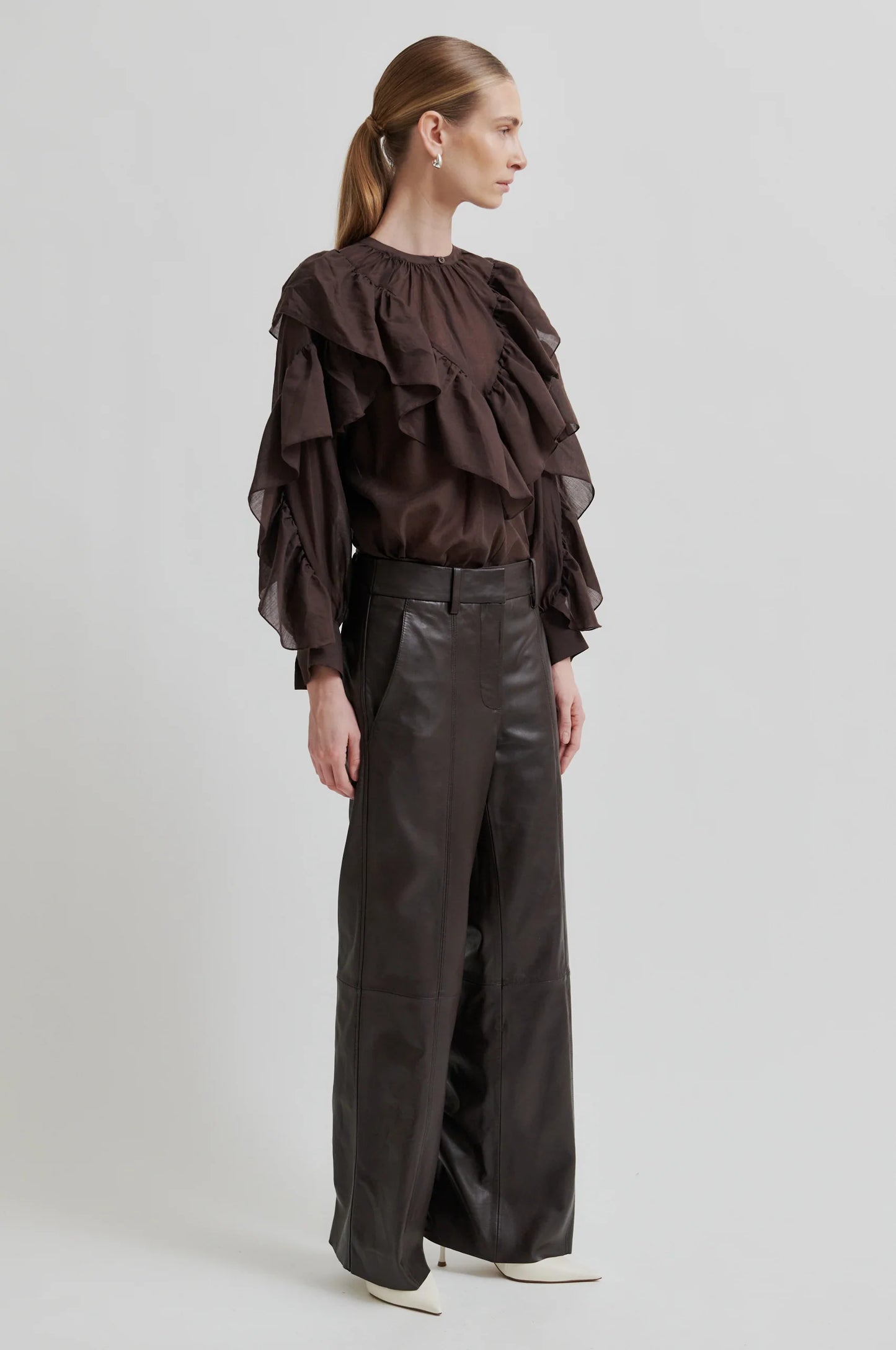 SECOND FEMALE | BLUSAS | MUJER | FRIA FRILL BLOUSE CHOCOLATE PLUM | MARRÓN