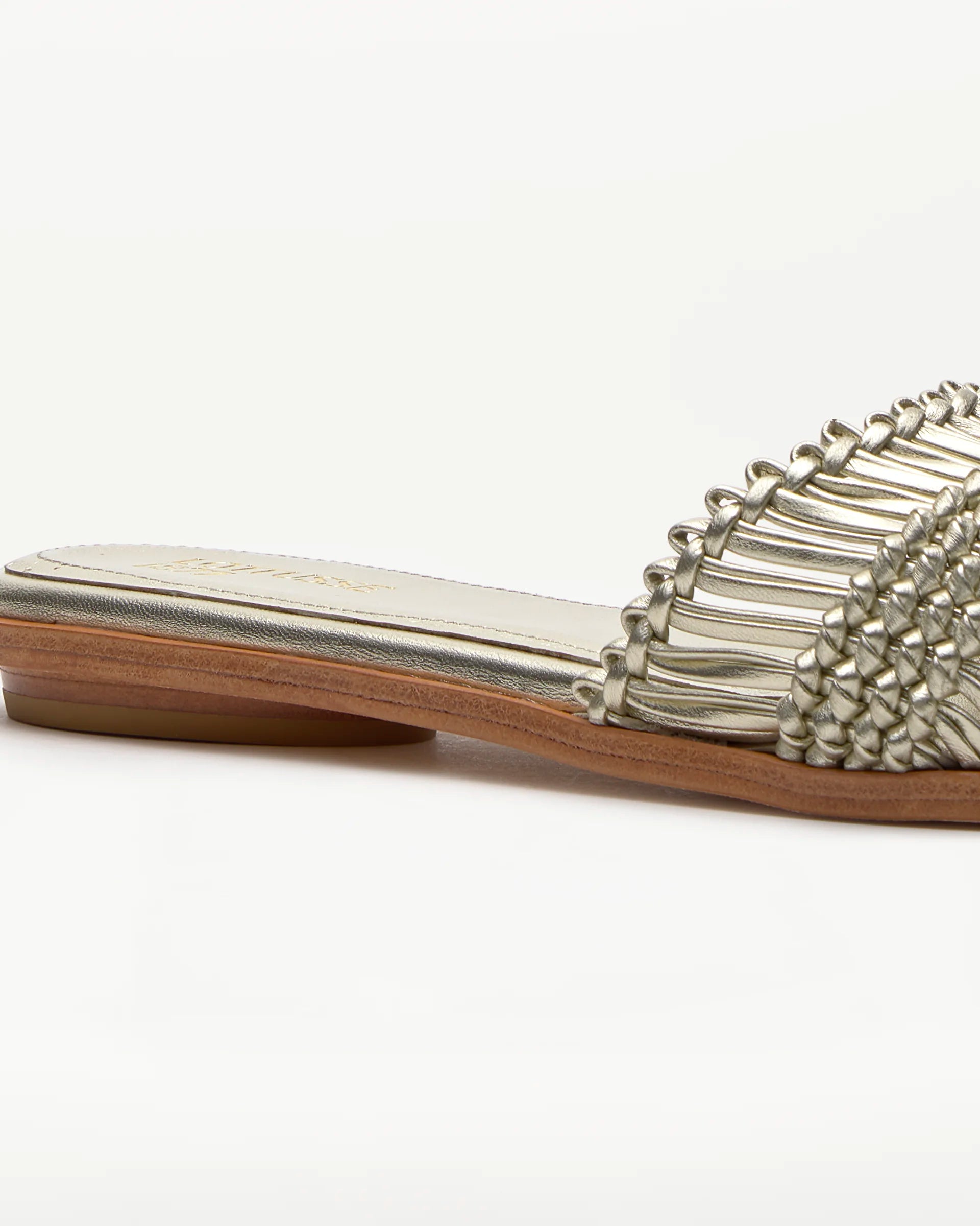 LOTTUSSE | SANDALIAS | MUJER | EDIT DORADAS | DORADO