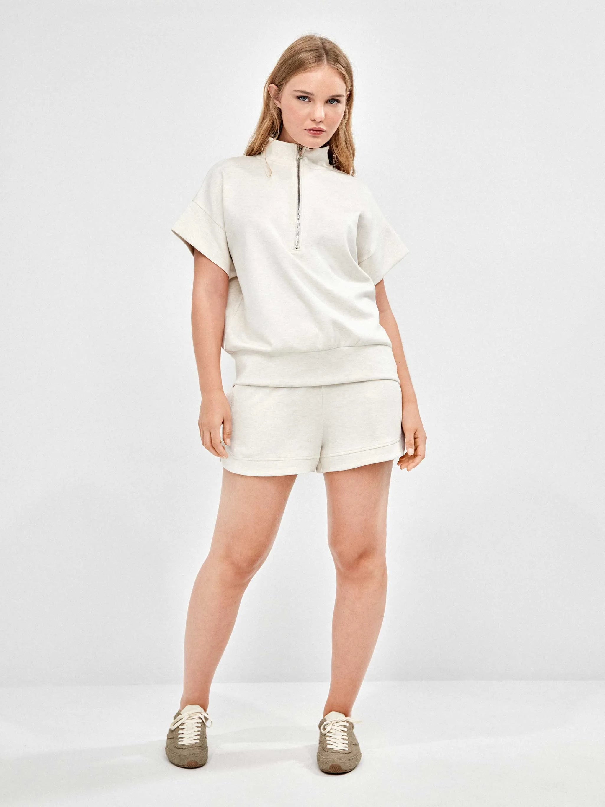 GISELA | SWEATSHIRTS | MUJER | SUDADERA BEIGE CLARO | BEIGE