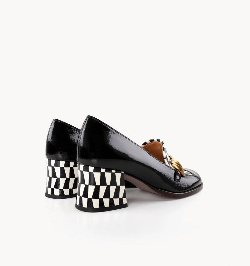 CHIE MIHARA Tibro Sucre Negro: ブラック シューズ レディース
