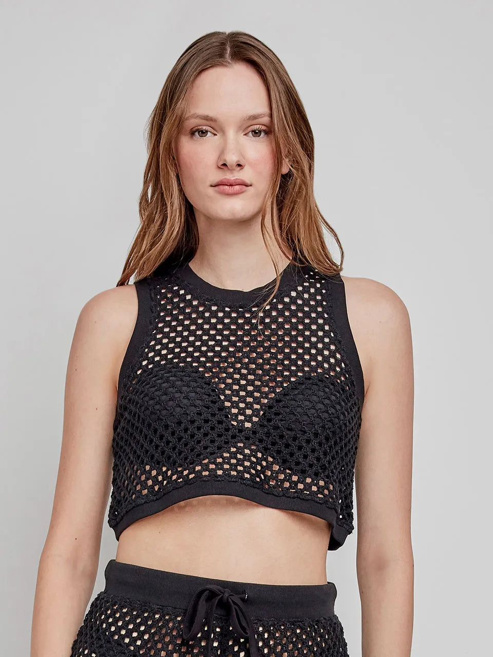 GISELA | CAMISETAS | MUJER | TOP NEGRO | NEGRO