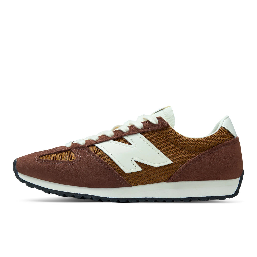 NEW BALANCE 471 RICH OAK: ブラウン スニーカー レディース