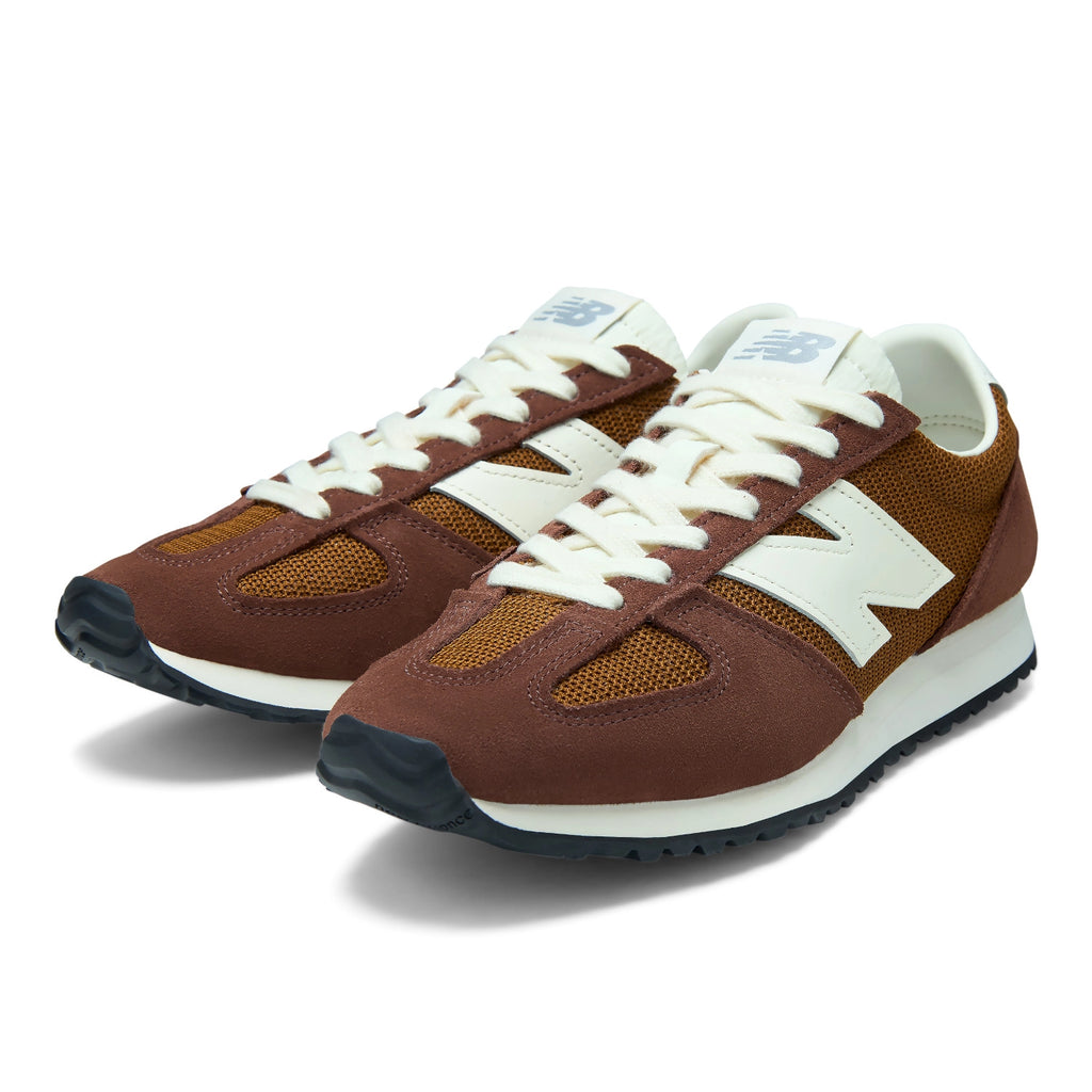 NEW BALANCE 471 RICH OAK: ブラウン スニーカー レディース