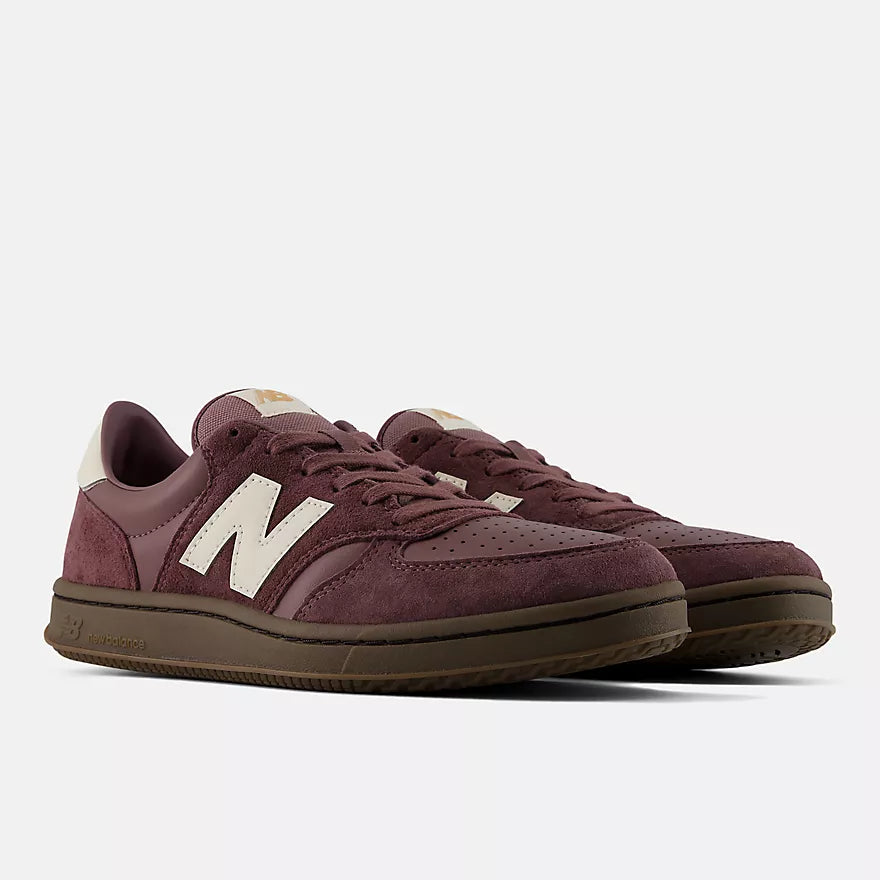 NEW BALANCE | SNEAKERS | UNISEX | 500 FAST TRACK | LILA