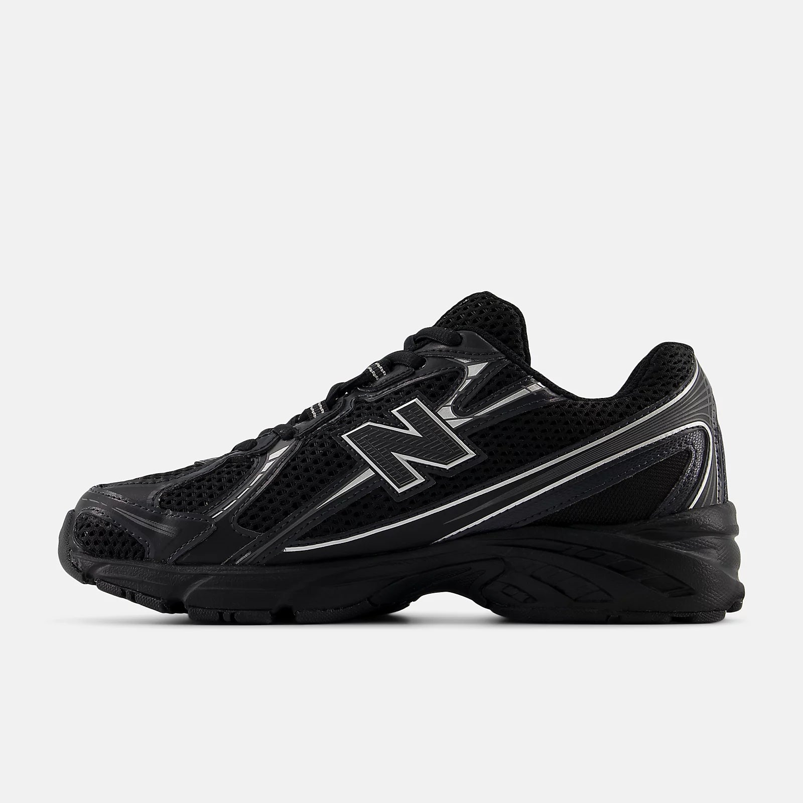 NEW BALANCE 740 Black: чорний кросівки для чоловіків