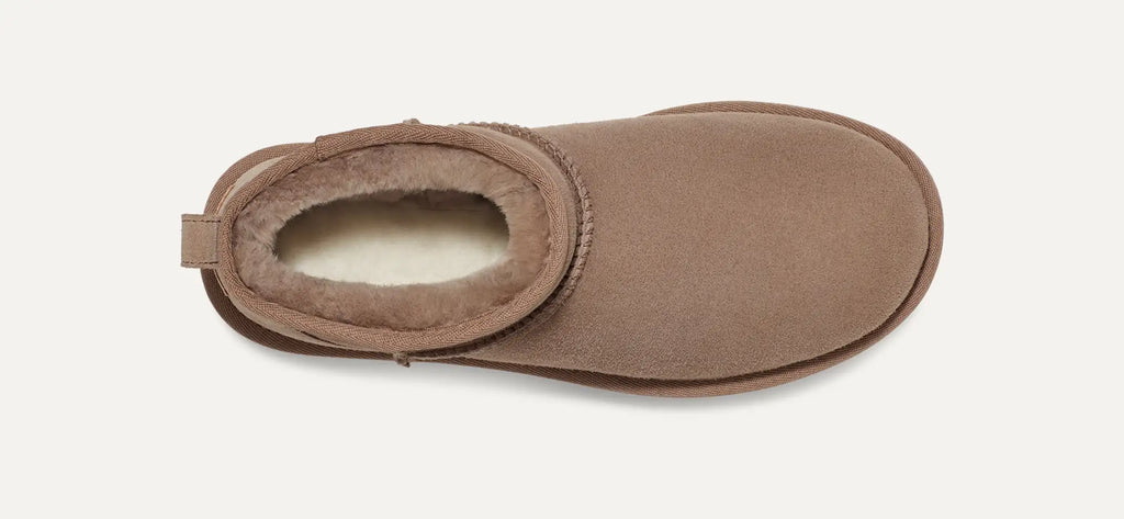 UGG W Classic Ultra MINI Caribou: бежевий чоботи для жінок