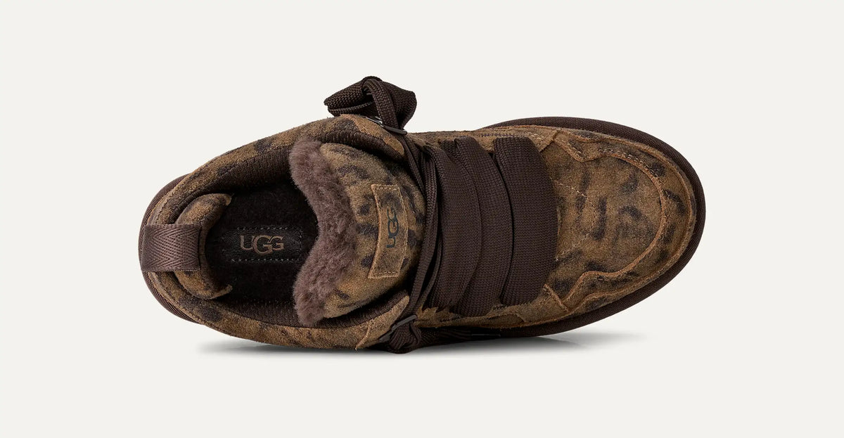 UGG W Lowmel Spotted Chestnut: коричневий взуття для жінок