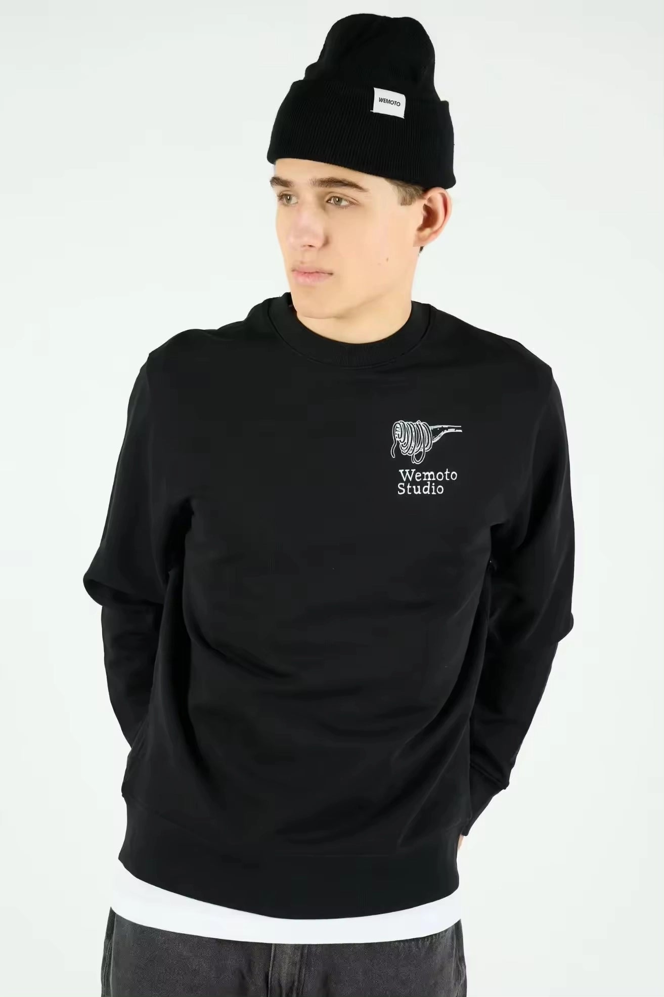 WEMOTO | SUDADERA | HOMBRE | PASTA CLUB CREW BLACK | NEGRO
