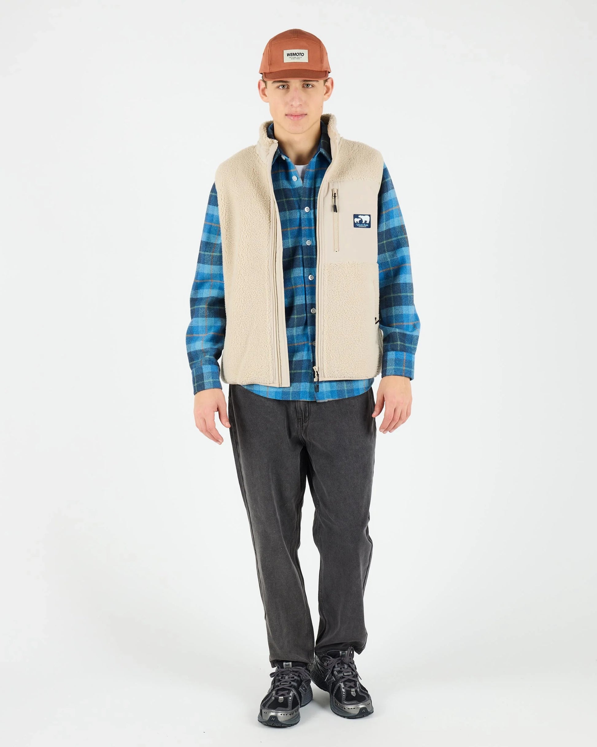 Chaquetas de la marca Wemoto Unisex modelo Sherpa Vest en color Sand (Beige)