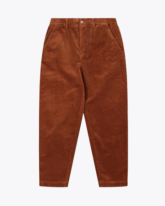 Pantalones de la marca Wemoto Unisex modelo Grover Cord en color Maroon (Marrón)