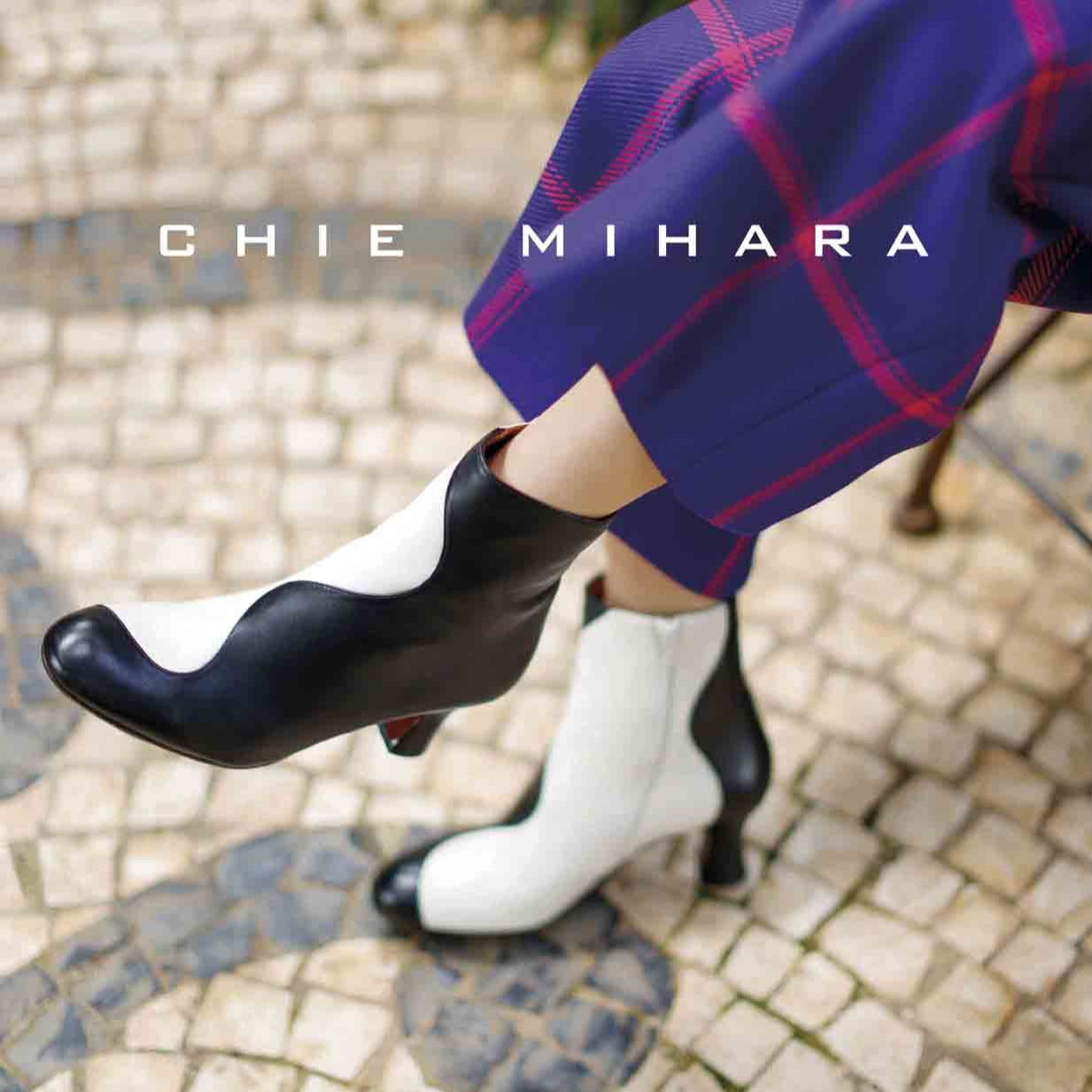 Botas De La Marca Chie Mihara Para Mujer Modelo Akemi BlackEn Color Negro