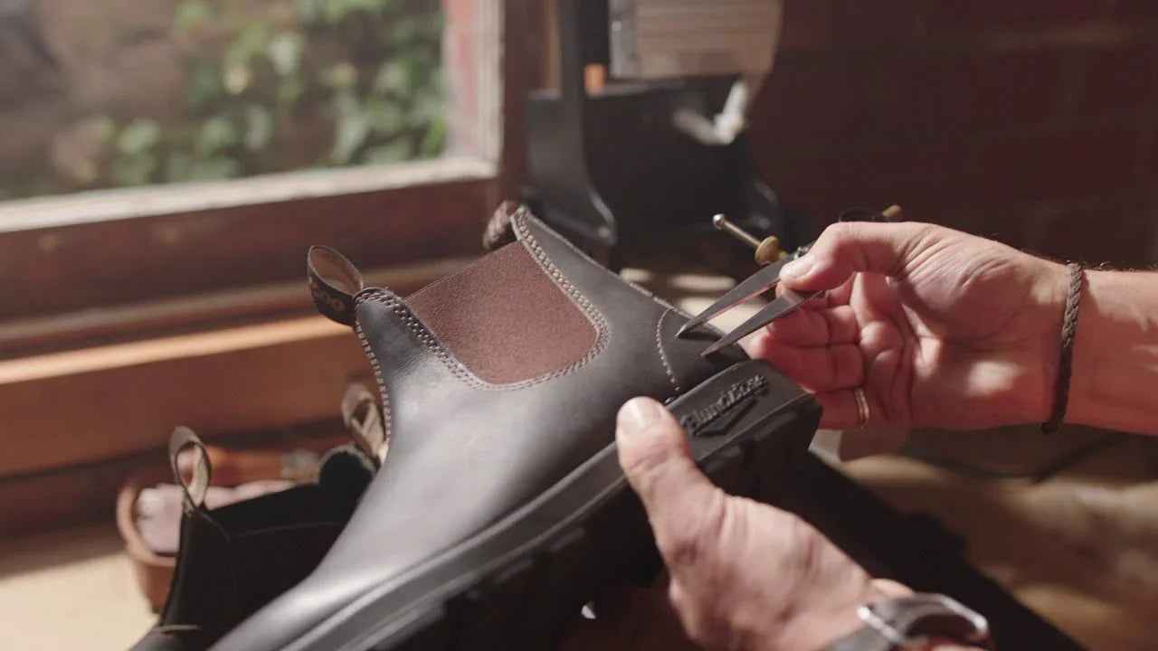 Stivaletti Chelsea da uomo Blundstone, modello 500 Stout Brown Leather, marrone