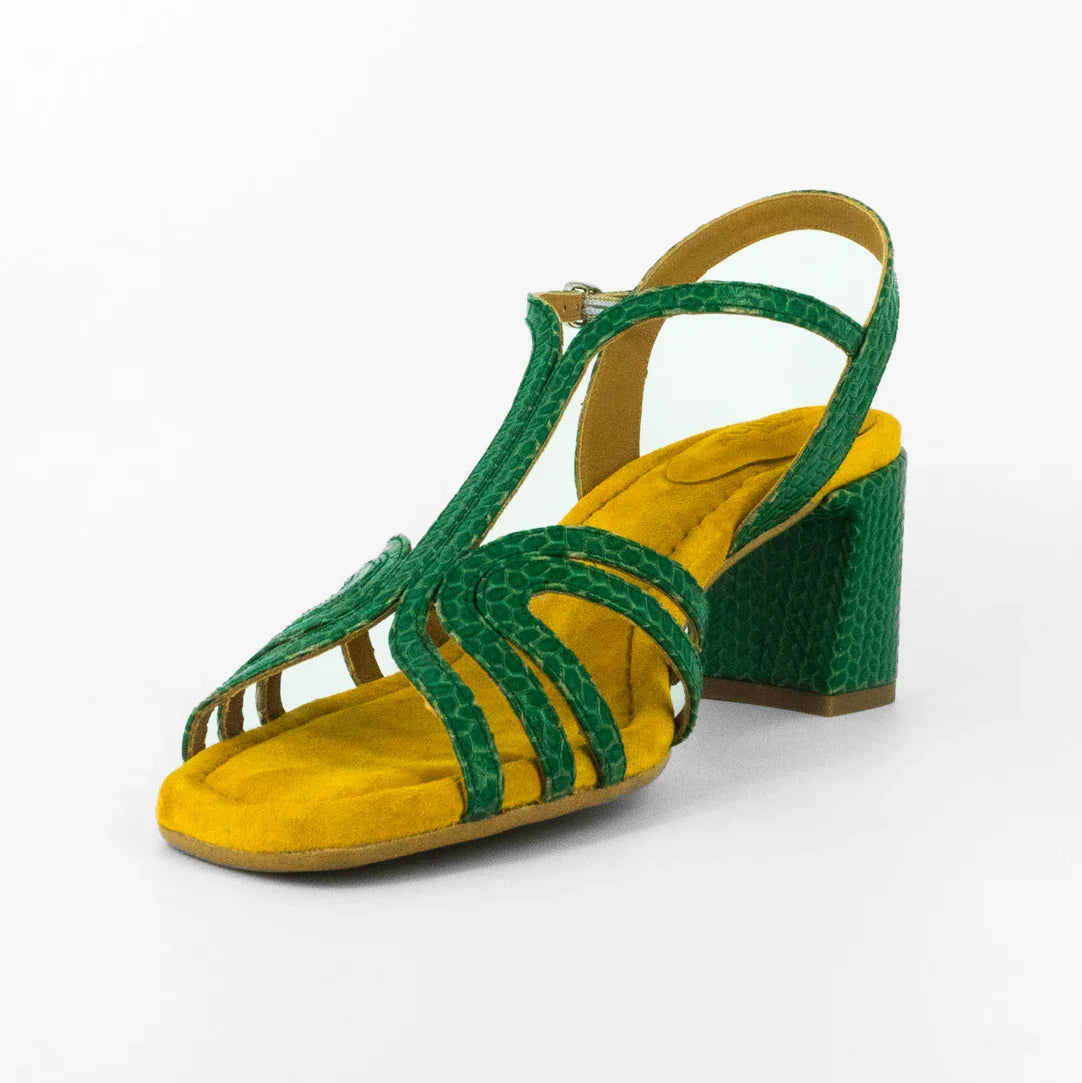 Sandalias De La Marca Audley Modelo Hallie: Tacón Crossed Palm