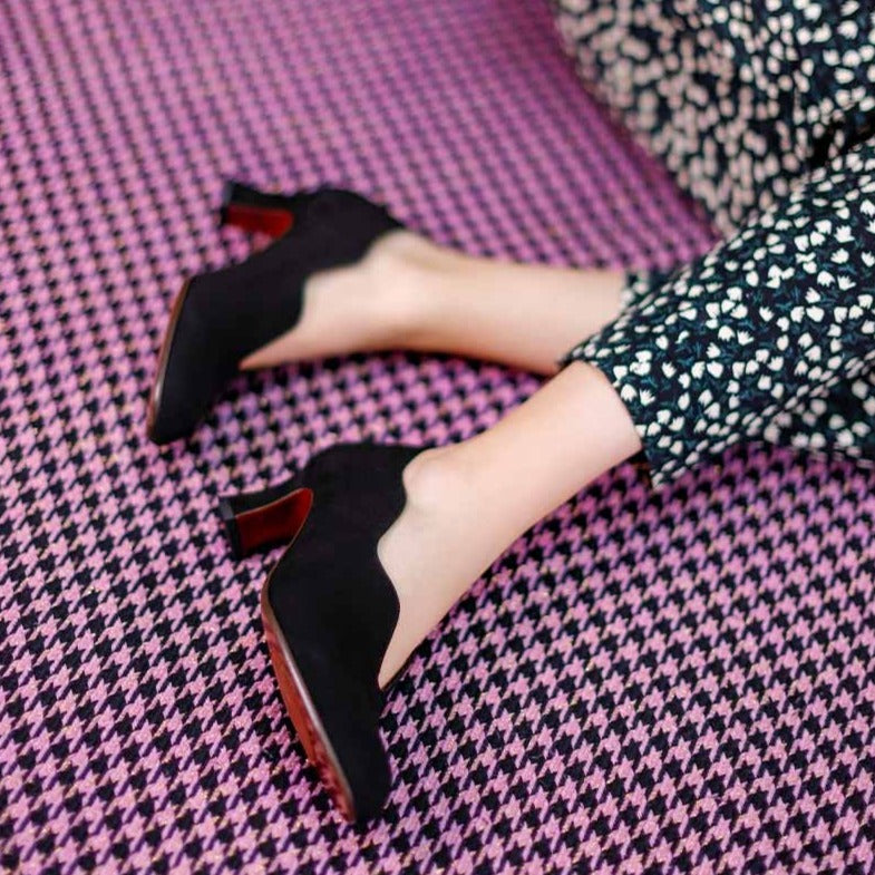 Zapatos De Tacón De La Marca Chie Mihara Para Mujer Modelo ArocalEn Color Negro